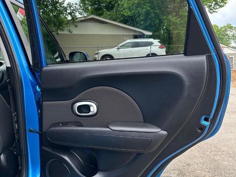 Used 2016 Kia Soul + w/ Designer's Package image 17