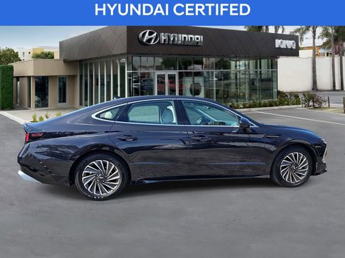 Certified 2025 Hyundai Sonata Limited image 2