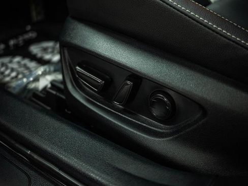 Used 2025 Toyota Camry SE image 15