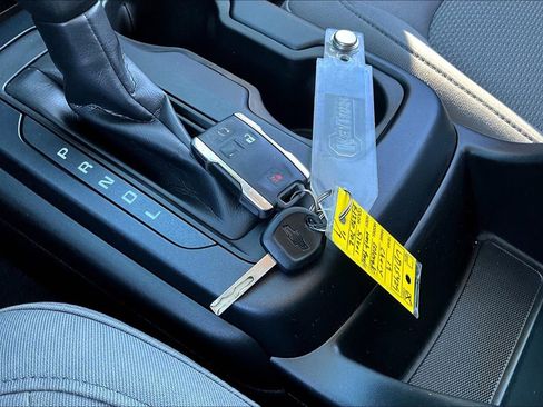 Used 2019 Chevrolet Colorado W/T w/ Custom Special Edition image 38