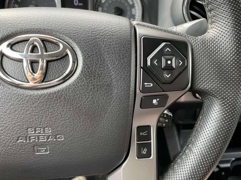 Used 2021 Toyota Tacoma SR5 image 29