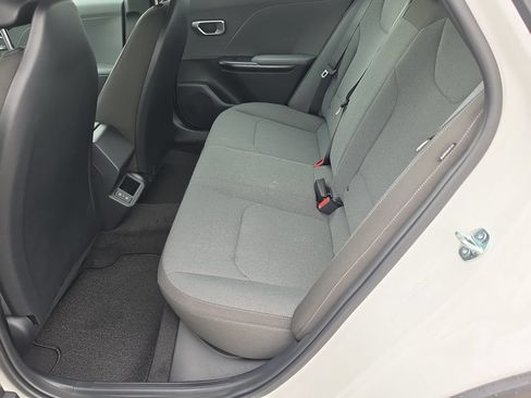 New 2026 Kia K4 FWD image 16