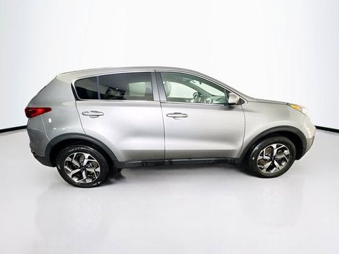 Used 2020 Kia Sportage LX image 4