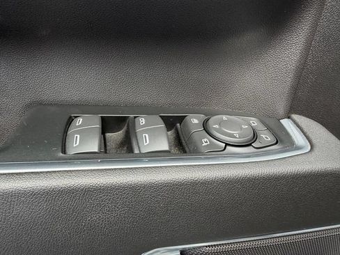 Used 2024 Chevrolet Silverado 2500 LT AWD/4WD image 18