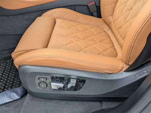 New 2026 BMW X5 M60i w/ Climate Comfort Package image 14