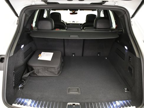 Certified 2026 Porsche Cayenne E-Hybrid AWD/4WD image 60