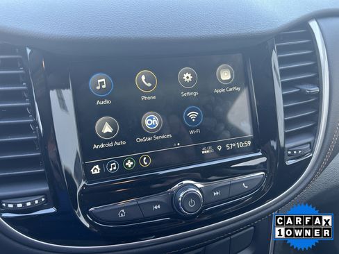 Used 2019 Chevrolet Trax LT w/ LT Convenience Package image 19