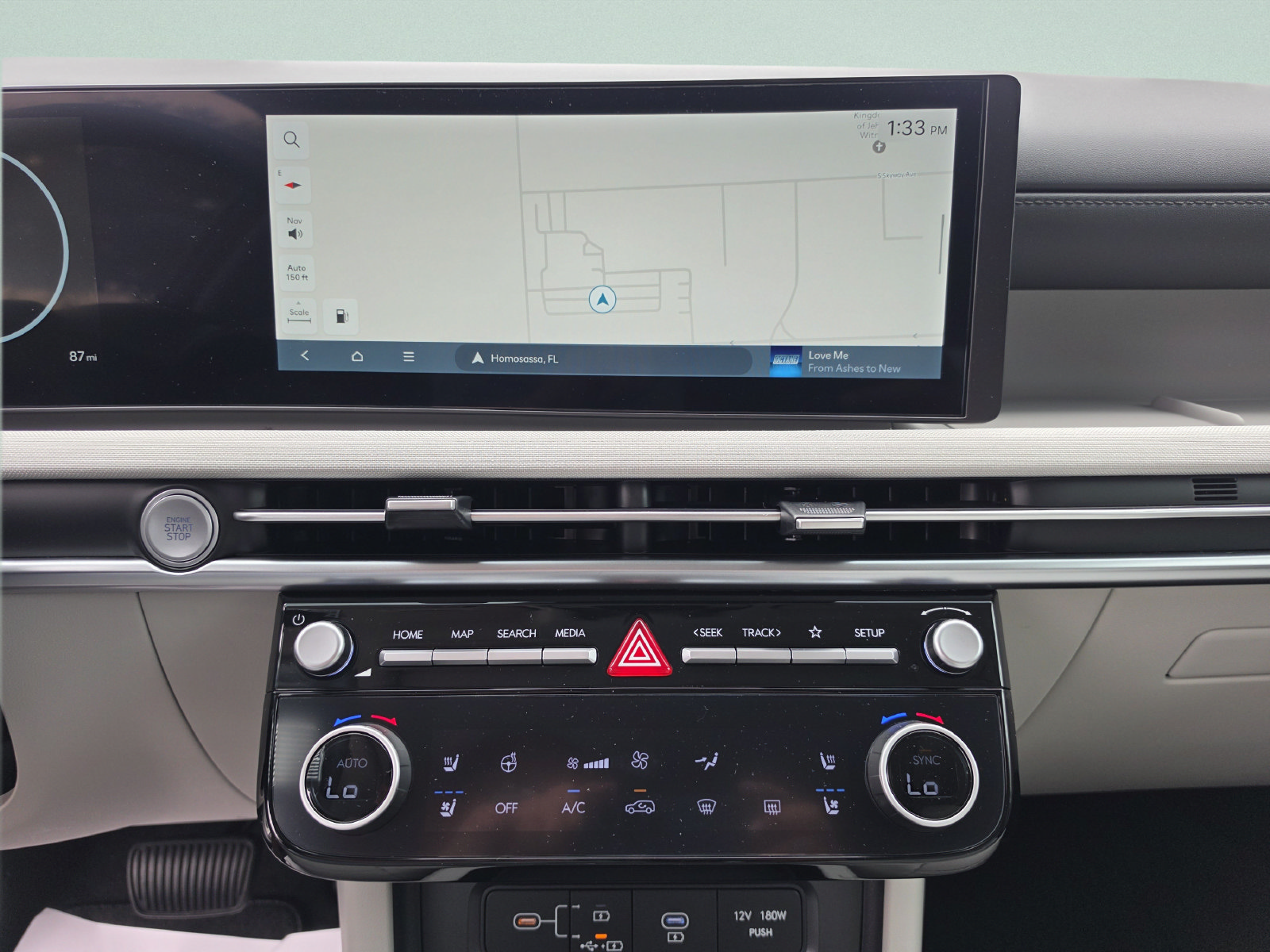 New 2026 Hyundai Tucson Limited FWD image 25