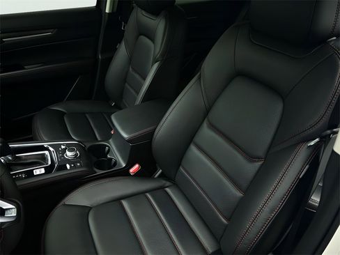 New 2025 MAZDA CX-5 Carbon Edition image 5