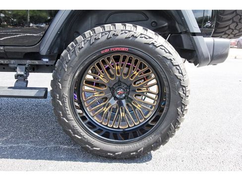 Used 2025 Jeep Wrangler Unlimited Sport AWD/4WD image 34