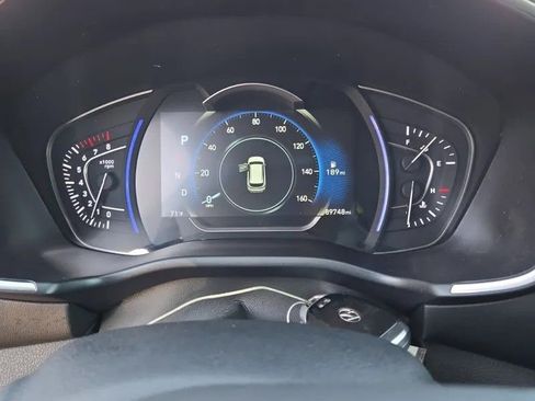 Used 2020 Hyundai Santa Fe SEL AWD/4WD image 9