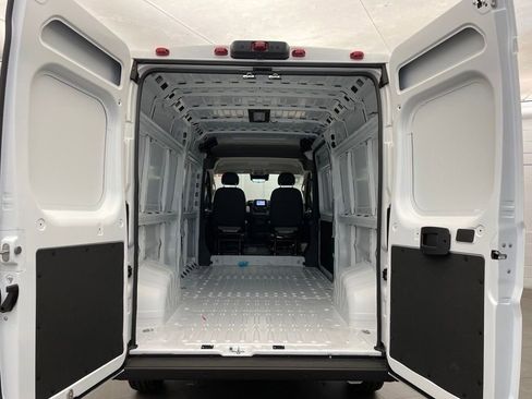 New 2026 RAM ProMaster 3500 FWD image 6