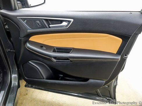 Certified 2024 Ford Edge Titanium w/ Titanium Elite Package image 25