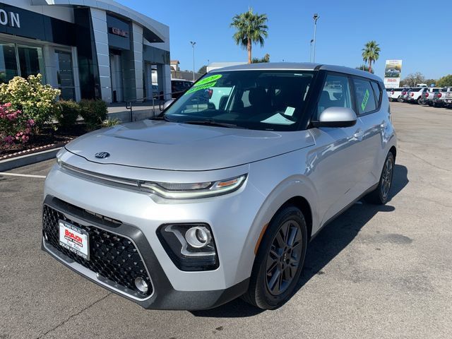 Used 2020 Kia Soul EX FWD image 2