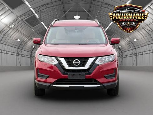 Used 2017 Nissan Rogue SV AWD/4WD image 5