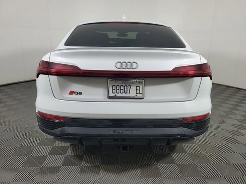 Used 2024 Audi Q8 e-tron Premium Plus w/ Premium Plus Package AWD/4WD image 5