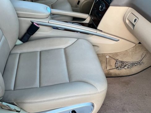 Used 2010 Mercedes-Benz ML 350 4MATIC image 42