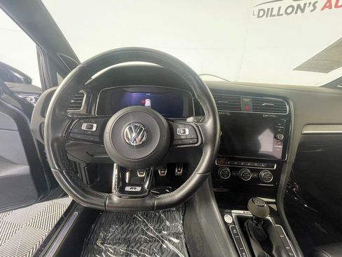 Used 2019 Volkswagen Golf R 4-Door image 15