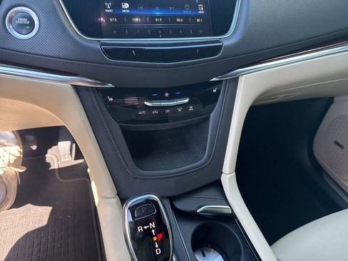 Used 2019 Cadillac XT5 Luxury image 21