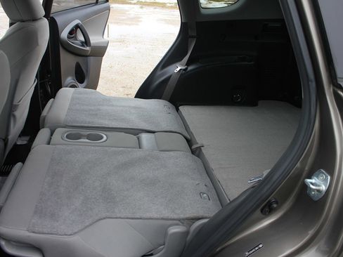 Used 2009 Toyota RAV4 4WD image 40