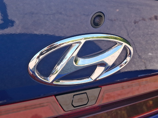 Used 2023 Hyundai Elantra SEL FWD image 29