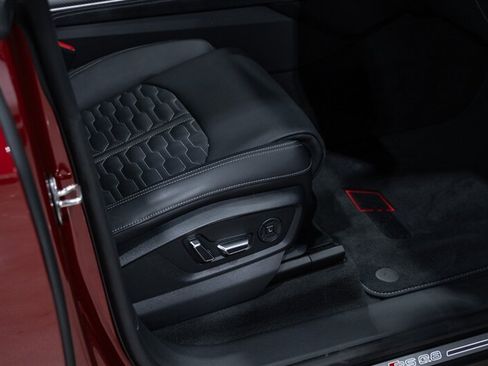 Used 2024 Audi RS Q8 AWD/4WD image 38