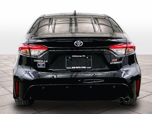 Used 2023 Toyota Corolla SE w/ Carpet Mat Package (TMS) AWD/4WD image 4