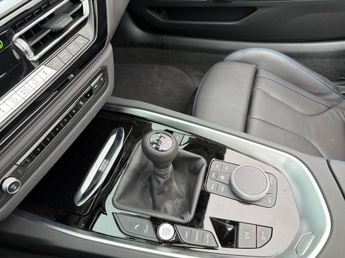 Certified 2025 BMW Z4 M40i w/ Edition image 9