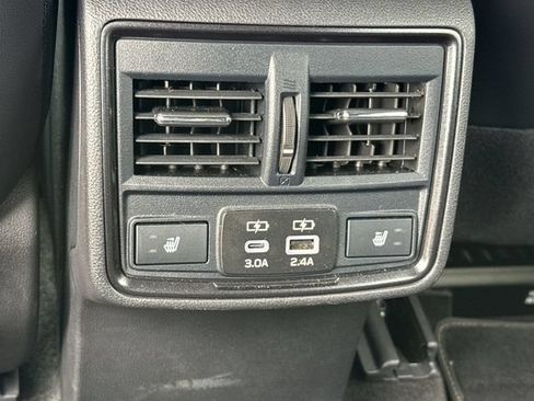 Used 2026 Subaru Forester Touring AWD/4WD image 11