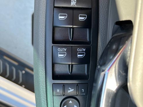 Used 2018 RAM 1500 Big Horn image 19