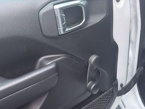 Used 2023 Jeep Wrangler Sport image 9