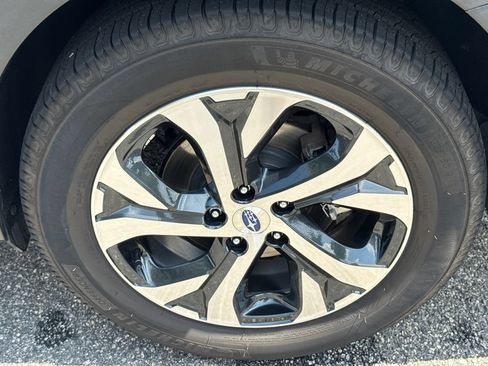 Used 2020 Subaru Outback Touring w/ Popular Package #2 AWD/4WD image 20