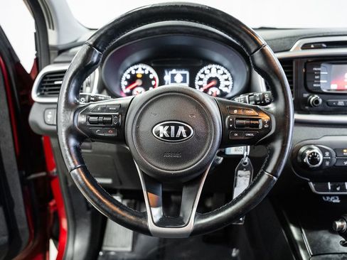 Used 2016 Kia Sorento LX w/ LX Convenience Package image 33