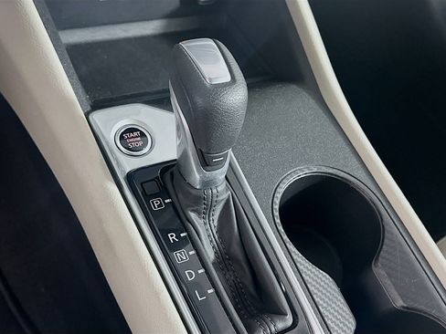 Used 2025 Nissan Altima 2.5 SV image 24