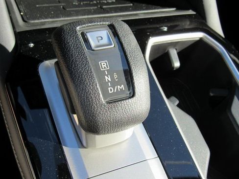 New 2026 Mitsubishi Outlander ES image 18