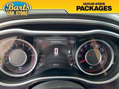 Used 2015 Dodge Challenger SXT Plus RWD image 30