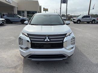 New 2026 Mitsubishi Outlander SE video 2