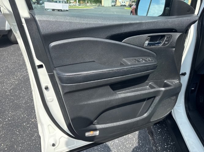 Used 2018 Honda Pilot Elite image 14