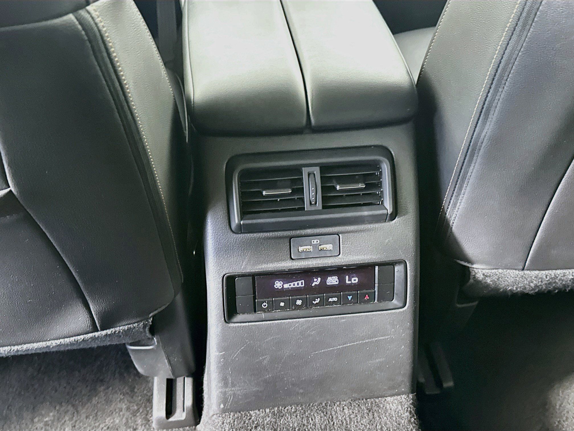 Used 2025 MAZDA CX-90 3.3 Turbo w/ Select Package AWD/4WD image 28
