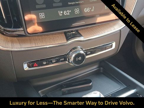 Certified 2026 Volvo XC60 B5 Plus w/ Protection Package Premier AWD/4WD image 13