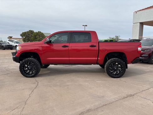 Used 2014 Toyota Tundra SR5 w/ SR5 Upgrade Package AWD/4WD image 8