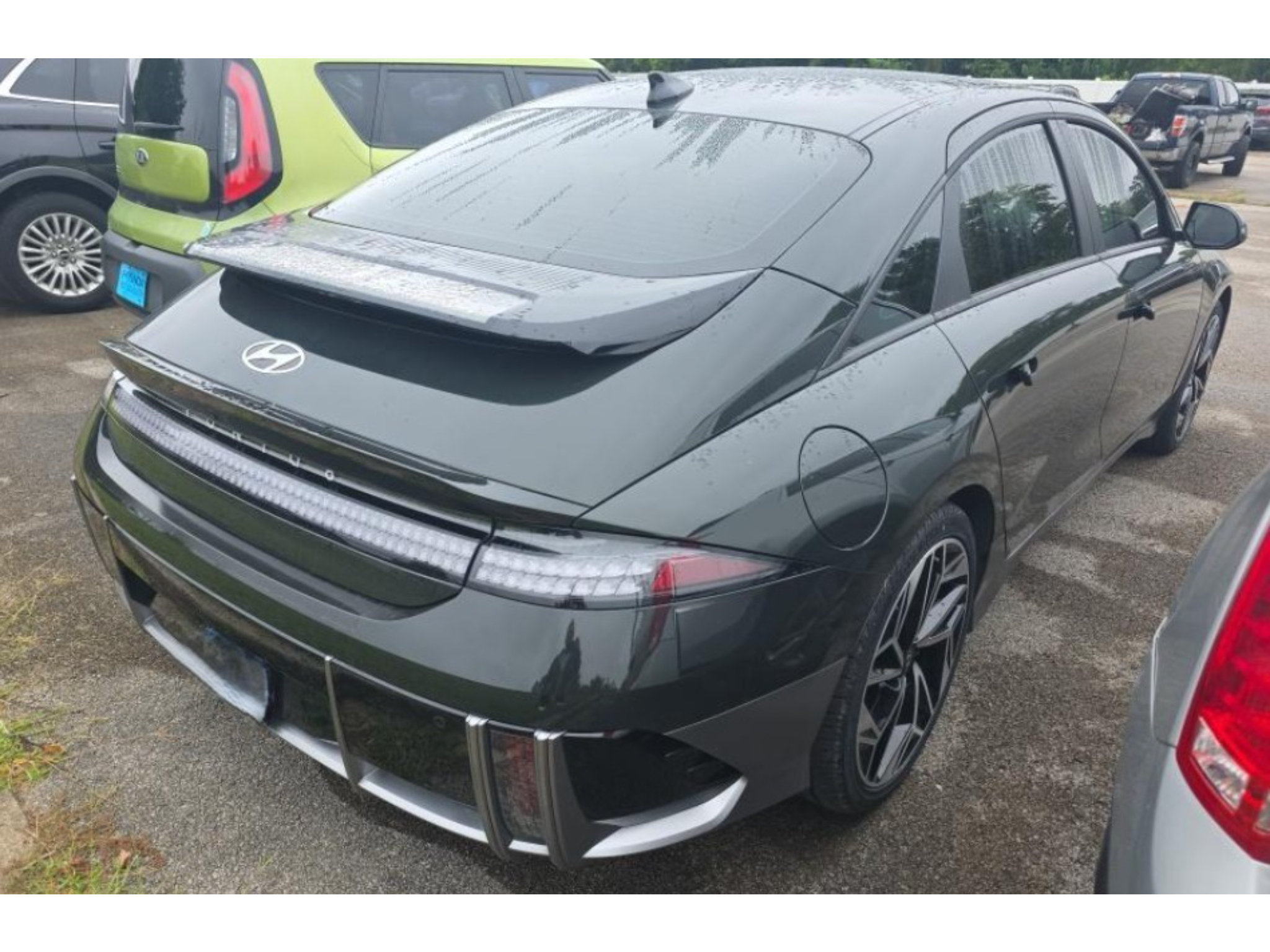Used 2024 Hyundai Ioniq 6 SEL AWD/4WD image 4