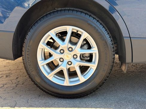 Used 2023 Chevrolet Equinox LT AWD/4WD image 5