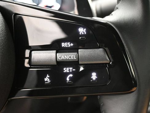 Used 2025 Nissan Z Performance w/ Floor Mat Package RWD image 7