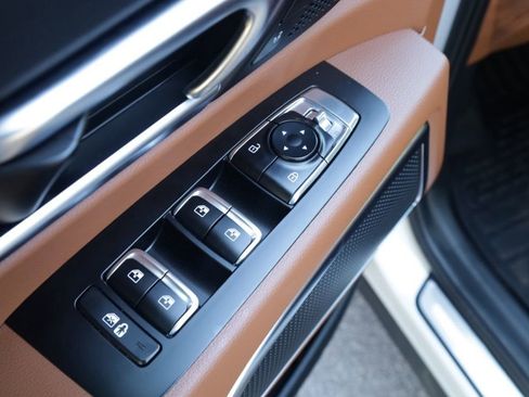 Used 2025 Kia Telluride SX X-Line AWD/4WD image 24