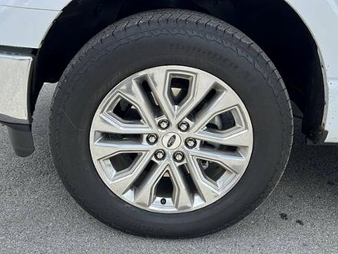 Used 2024 Ford F150 Lariat w/ Equipment Group 502A High image 11