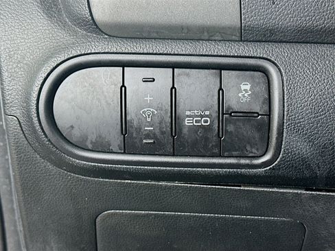 Used 2016 Kia Forte LX FWD image 17