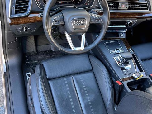 Used 2018 Audi Q5 2.0T Premium Plus w/ Premium Plus Package image 30