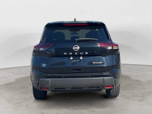 Used 2024 Nissan Rogue SV AWD/4WD image 4