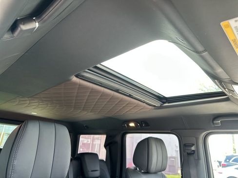 Used 2024 Mercedes-Benz G 550 w/ Final Edition w/ Olive Magno image 17